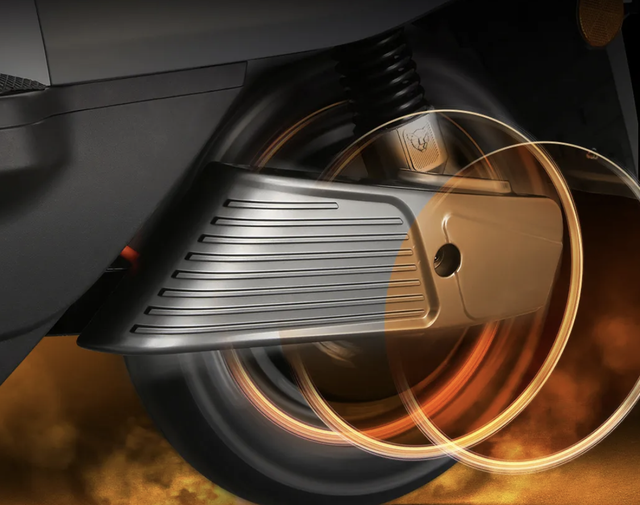 2款豪华电摩亮相,配置厚道,品质扎实,72V的2800起!