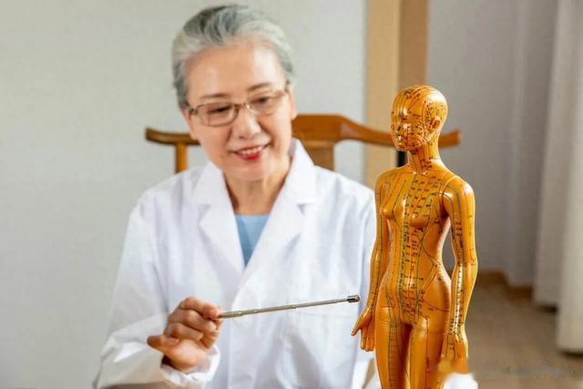 身上有个“水龙头”,只要打开,体内痰湿全冲走,避免生大病!