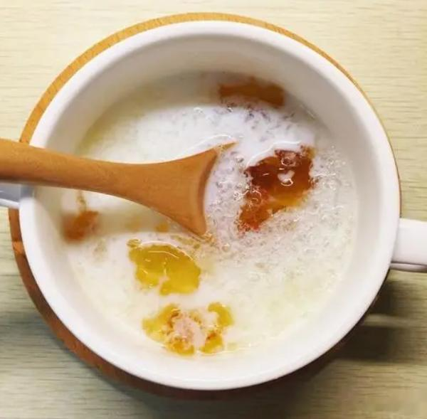 女人更年期,常喝这4样,保护子宫,滋润卵巢,脸色更好看