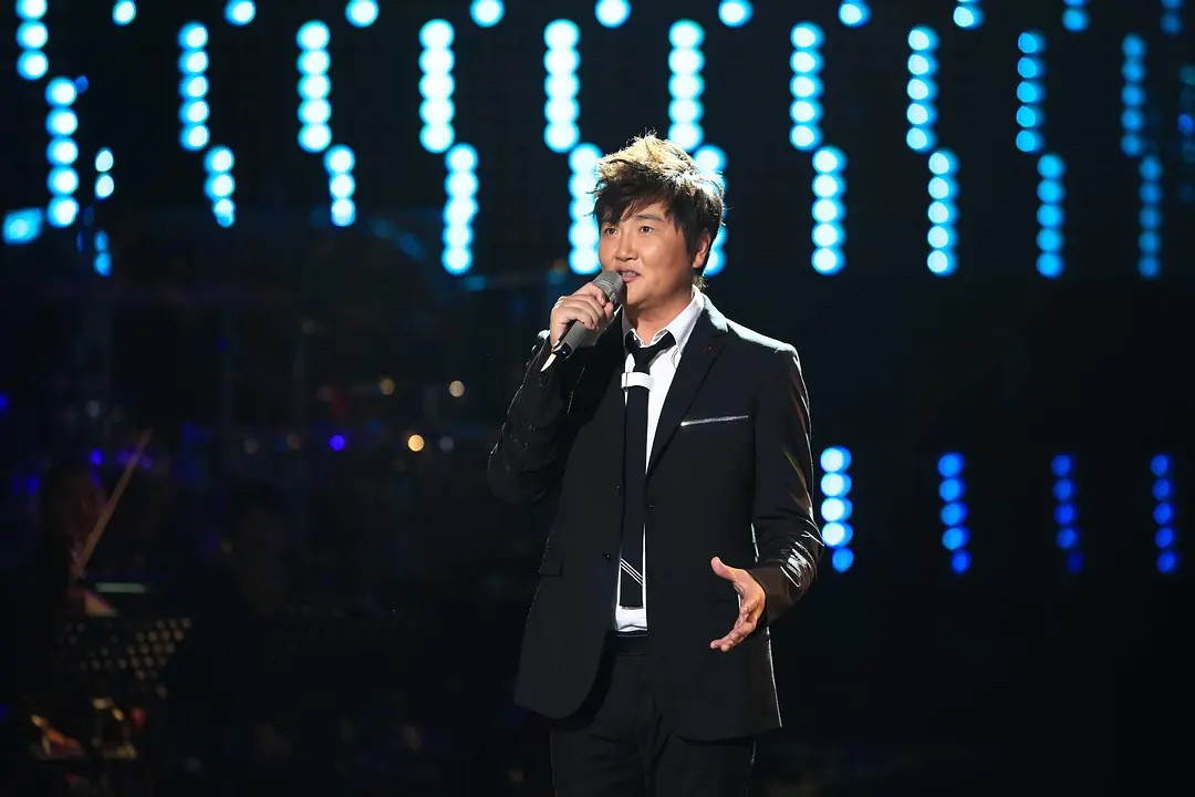 孙楠官宣补位《歌手》,评论区沦陷,网友怒骂:脸皮是真厚