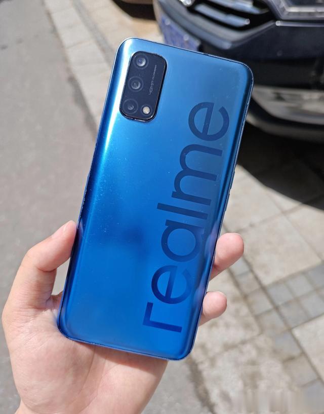 百元5G真香機+優(yōu)質LCD屏，realme Q2使用一段時間體驗分享。