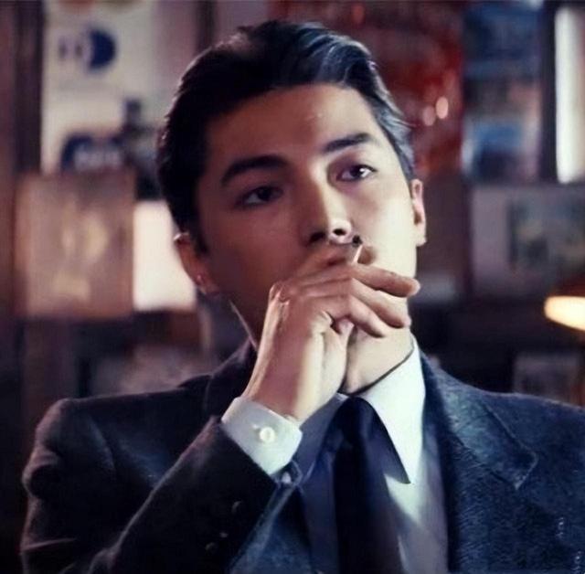 从“影帝”到“隐士”：尊龙的人生大逆转