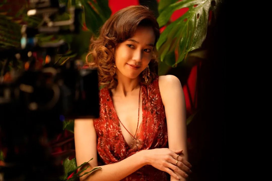 豆瓣8分！谢盈萱与杨谨华主演《影后》，拍出当代女明星生存图鉴