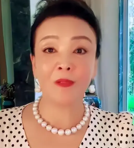 具俊晔连汪小菲留下的衣服都穿,张兰担心小玥儿,有理有据!