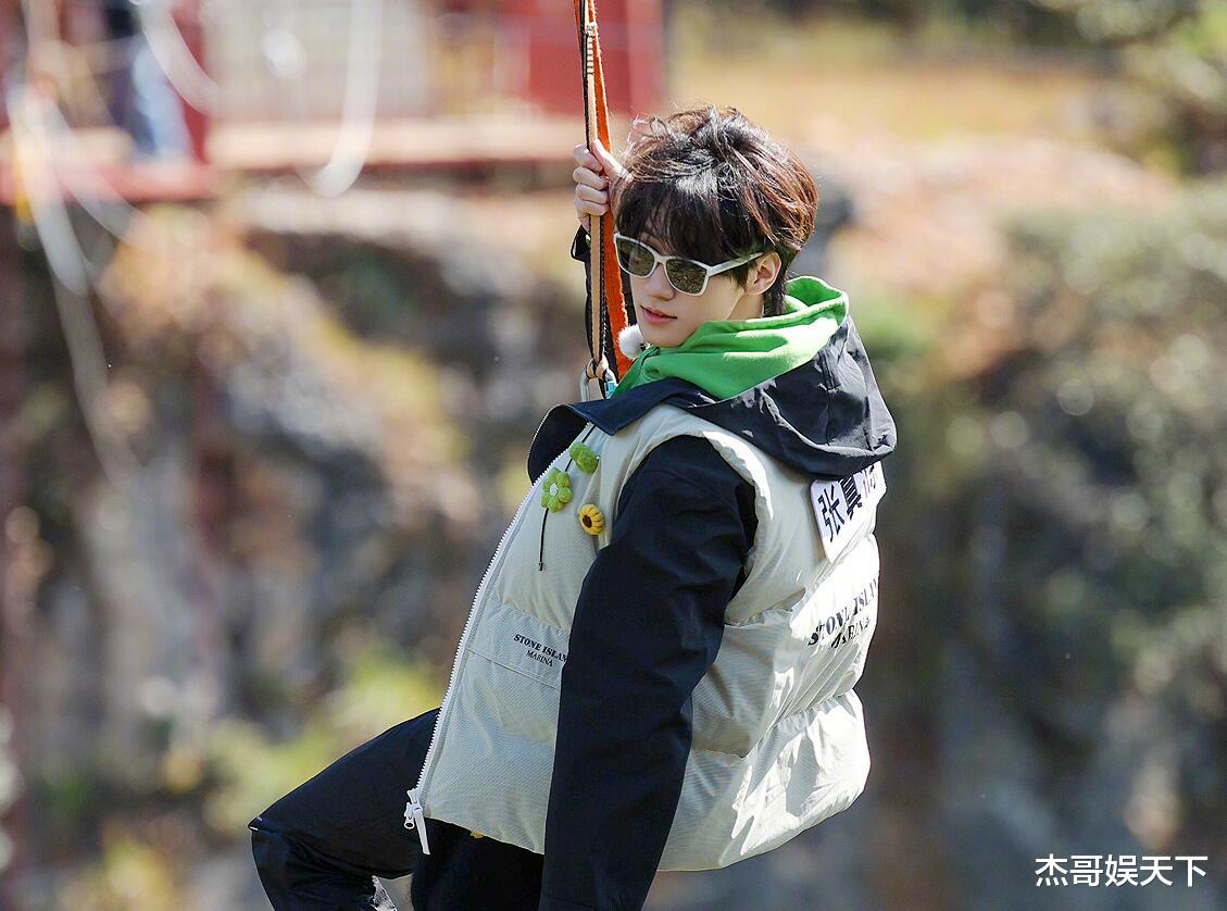 白鹿说了观众最想说的心里话,《跑男》被打脸,节目组回应难服众