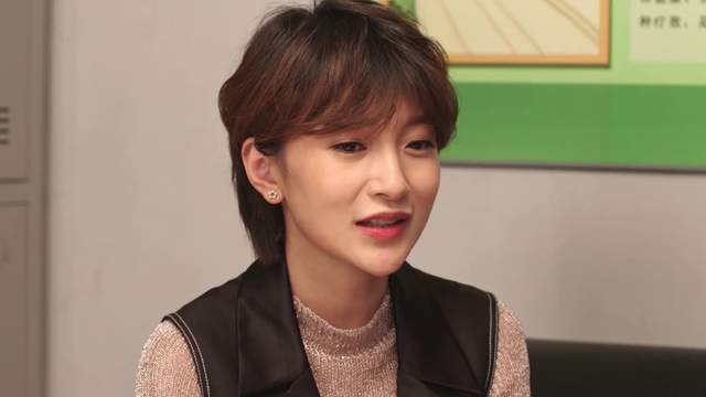 曝本山传媒艺人金玫玫塌房！疑涉嫌诈骗千万，双性恋且姐姐是行长