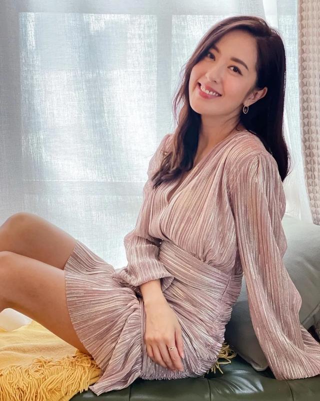 前TVB女星宣布签新公司，吐槽旧公司工作模式，离巢后终找回自我