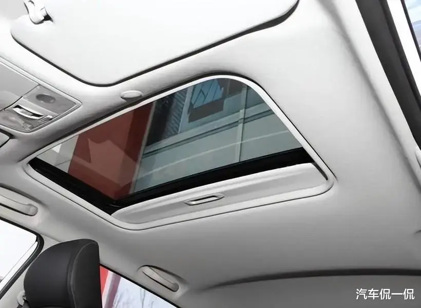 6万合资SUV超值之选！油耗5L，还喝92油，本田XRV靠边站