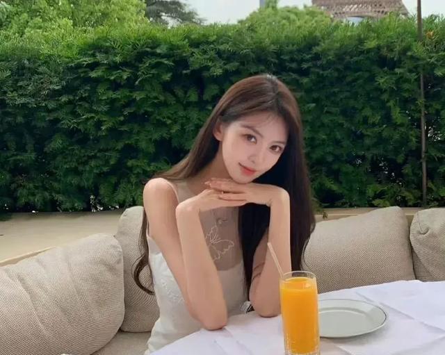 大瓜，黄晓明叶珂闹分手，孕晚期索要2.7亿分手费，前夫哥回应！