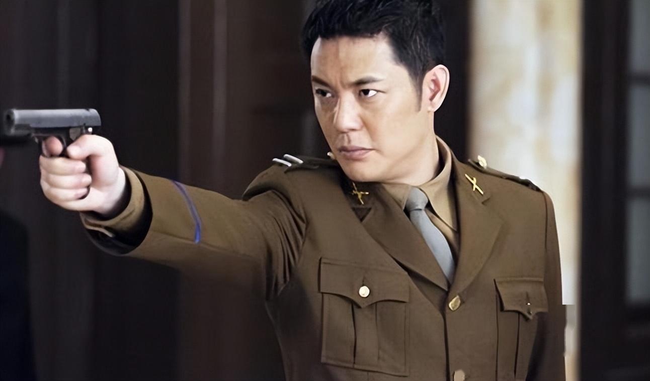 善恶终有报,抛弃妻儿娶嫩模的傅程鹏,如今活成了一个“笑话”