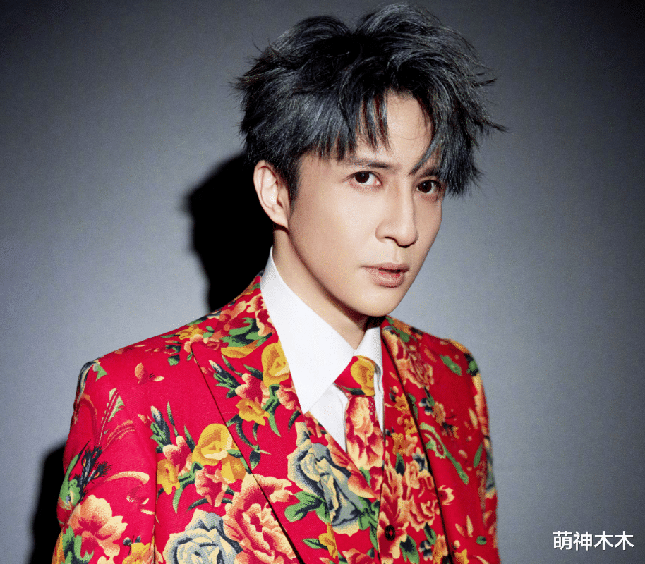 薛之谦空降春晚惹争议！曾身陷多个风波，演唱好友歌曲引发抵制