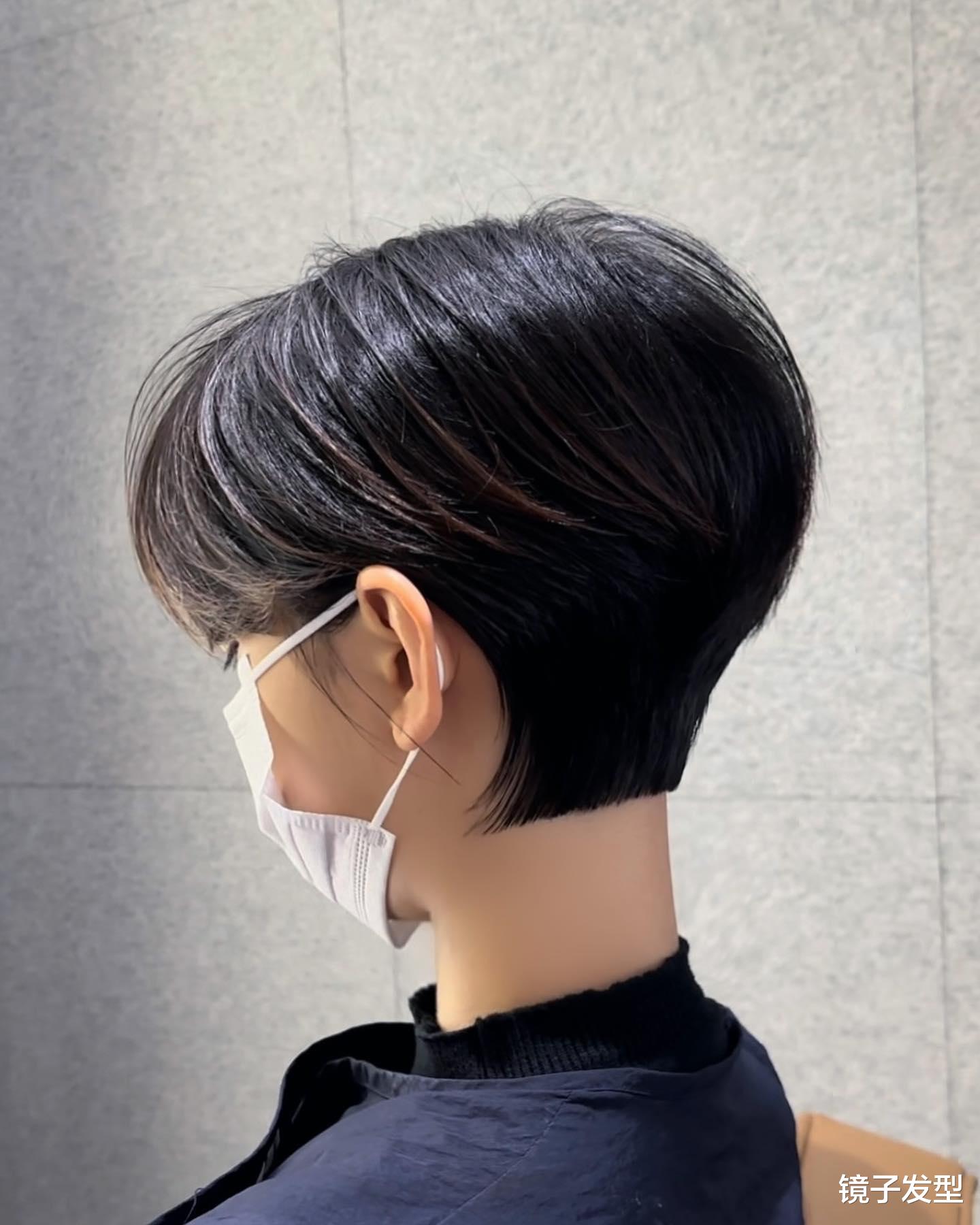 最火女士发型来了，挂耳立体短发，好看到心动