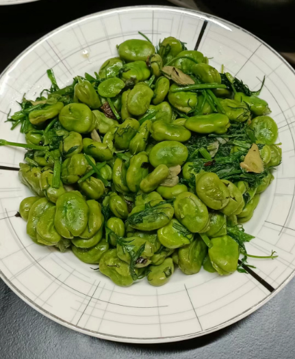 春季，這菜使勁吃！一清腸，二祛濕，三抗菌，應(yīng)季而食，別不懂吃