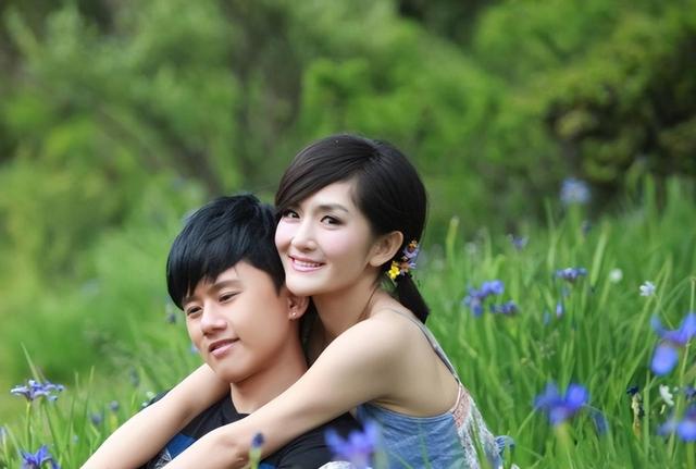 三个女儿轮流住院,张杰马来西亚突发病症,谢娜接连发文好可怜!