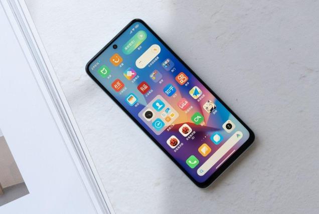 预算不高换新机，这4款体验堪比旗舰，是千元机的“天花板”