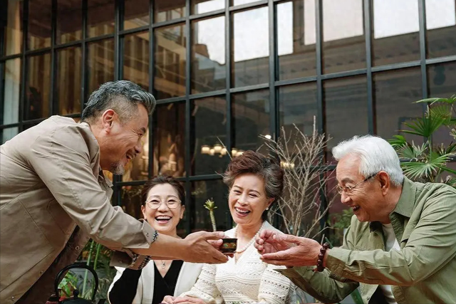 手的大小影响寿命长短？手越小，命越长？是这样吗？看医生怎样说