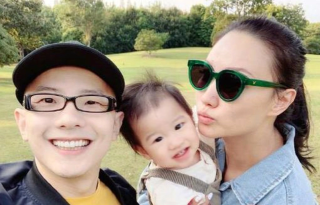 在春晚“销声匿迹”的歌手平安，早就已经走上了“另一条大道”！