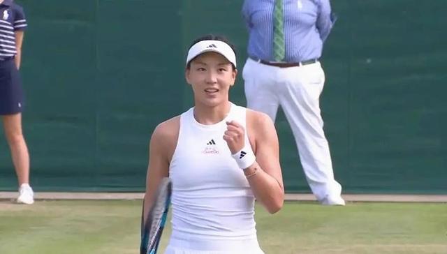 完美!中国版“莎娃”曹雅婧堪比娱乐明星的颜值,高大威猛的身材