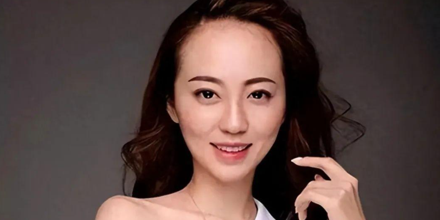 恒大歌舞团长白珊珊:许家印进去后,她居然嫁给了这个男人