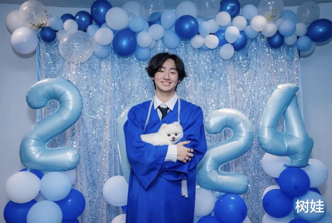 罗霖出席儿子高中毕业礼,感慨单亲母亲很辛苦,富商前夫不闻不问