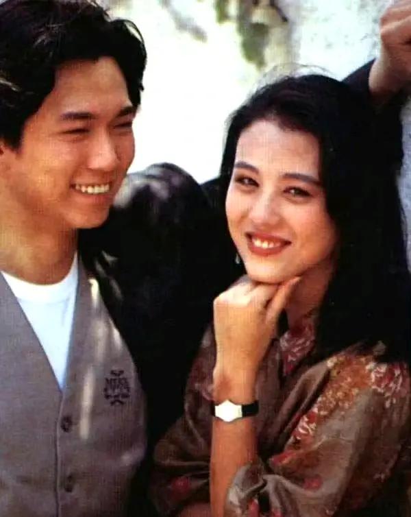 温兆伦：一路好好走，睡过多名女星，结果却被平凡的赵庭降服了！