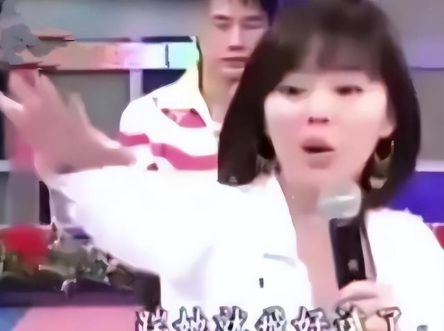 “奇葩母爱”的狄莺:跟儿子同床15年,狂妄个性致儿子被送进监狱