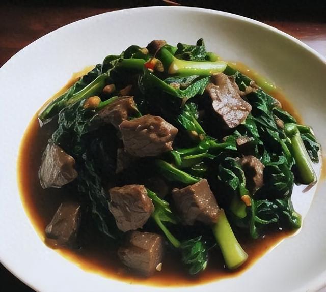 它是“菜中灵芝”，钙比牛奶多，维C比菠菜高，这样炒真下饭！