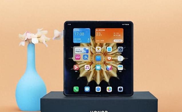 荣耀“降价王”诞生：16GB+512GB跳水价3900元，折叠屏售价也亲民