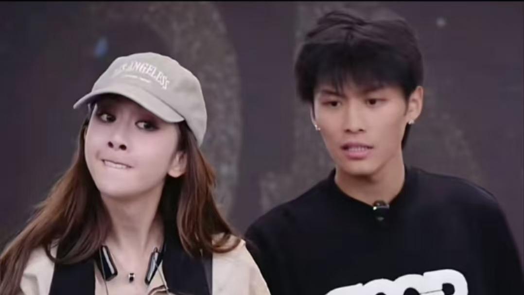 沫沫小三疑似还有小四，小杨嫂和小四对话曝光，小四的评论区炸了