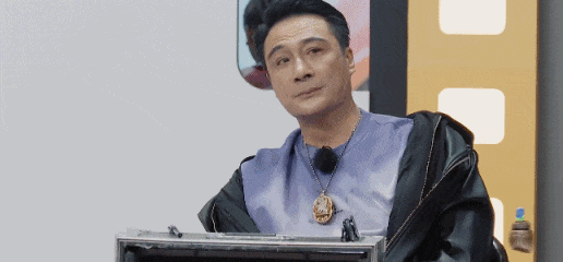 40岁金莎和小19岁的男友演母子？内娱真的疯了……