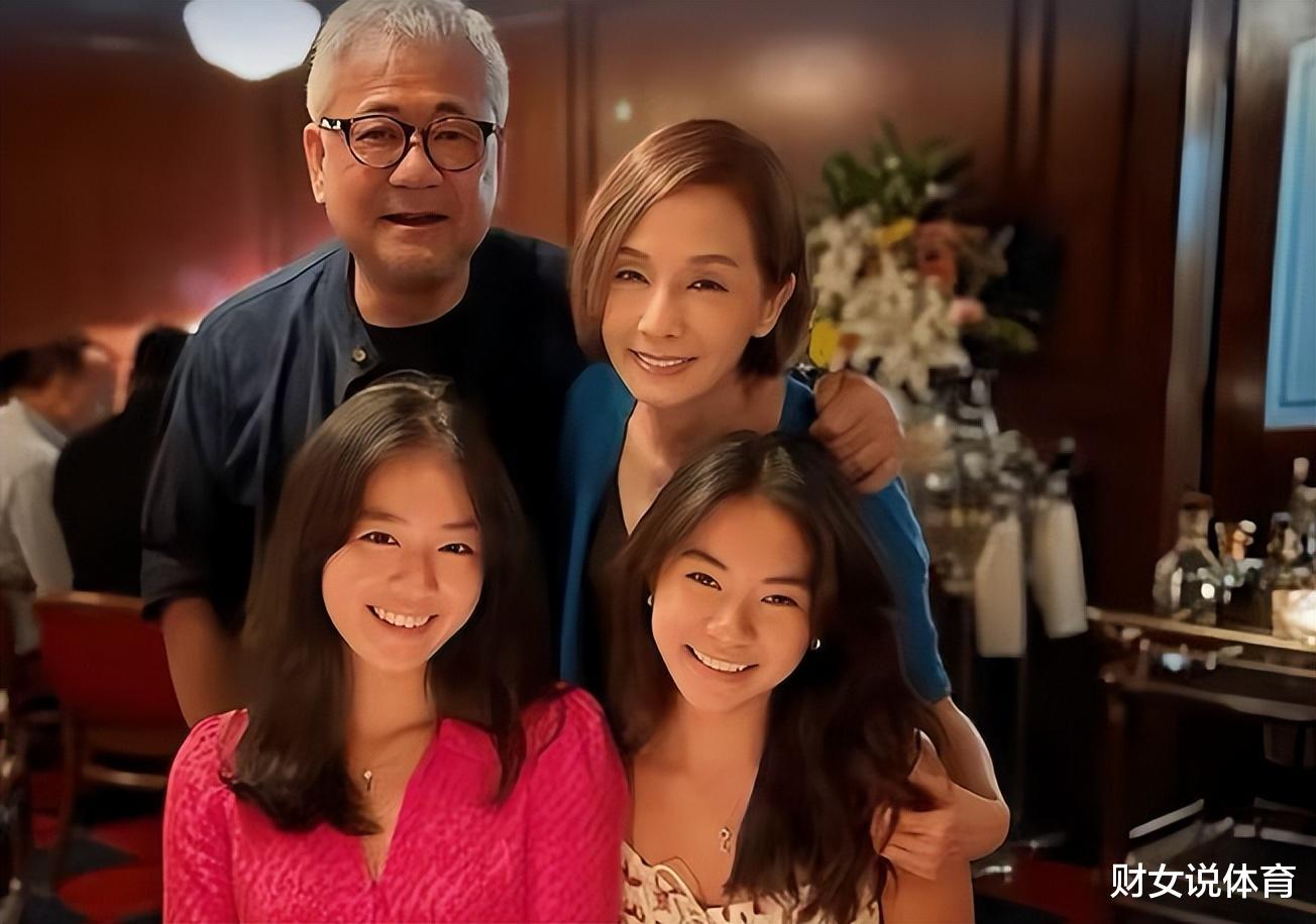 恭喜,香港知名女星毛舜筠宣布大女儿结婚,婚后将移居美国生活