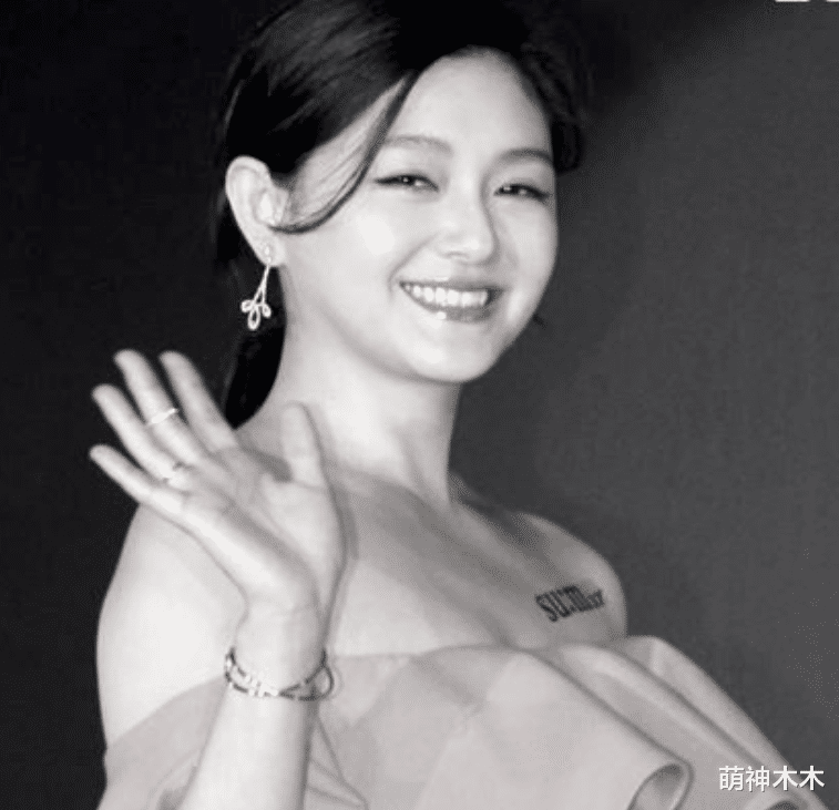 闹大了!造谣汪小菲包机账号被封,张兰直播被举报,网友呼吁封号