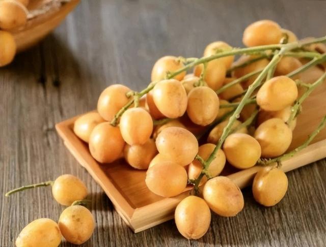 为什么夏天建议多吃黄皮？医生实话：多吃黄皮，或会收获4个好处