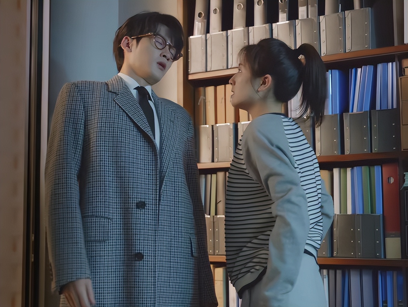 檀健次领衔!30集黑马国剧来袭,实力派演员云集,收视想不炸都难