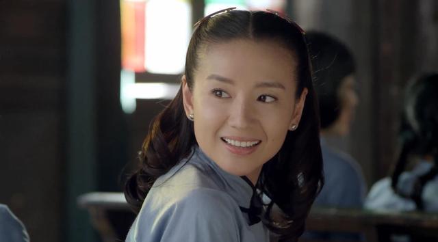 董洁和张嘉译新剧的播出告诉观众：被压9年的剧，真没必要播出来