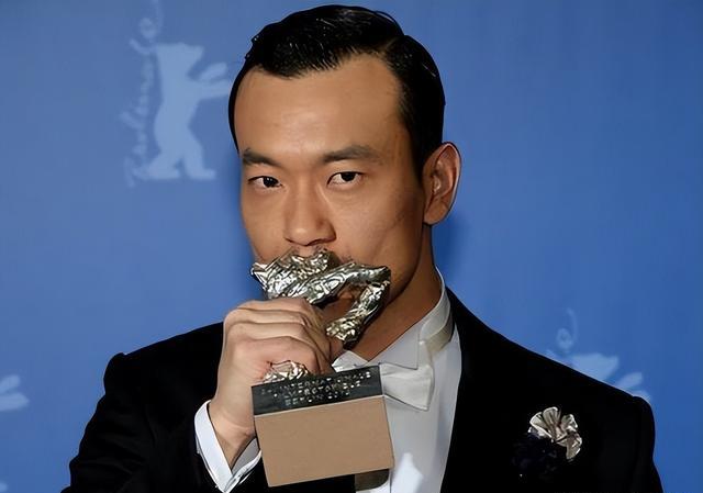 演技最好的星二代廖凡,出道24年从不拼爹,妻子是周星驰黄金拍档