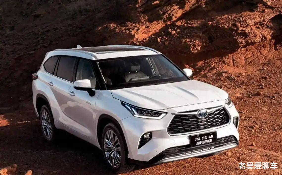 丰田汉兰达“跌冒烟了”，23.58万起的七座SUV，真香还是入坑？
