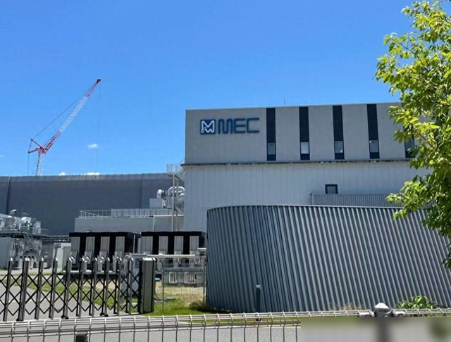 国产光刻胶企业量产获证！美国着急了，试图联合日本制裁中国！