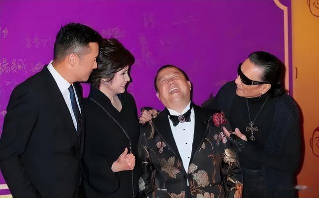 万万没想到，称霸香港的曾志伟，被二儿媳弄得“没脸见人”