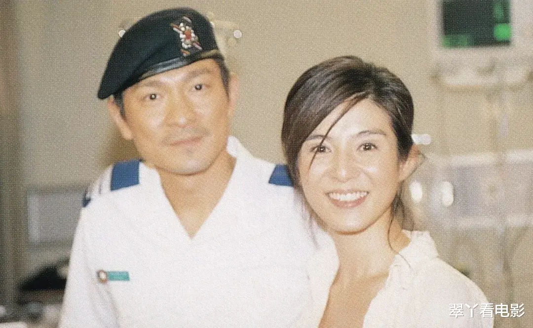 拒绝金城武,不要吴奇隆,嫁个假富豪赔光身家,她却说很幸福