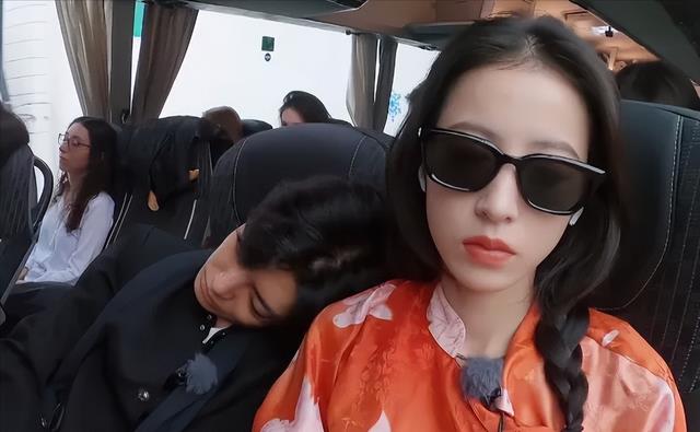 一档综艺，成了周雨彤的“照妖镜”，张新成的话含金量还在上升！