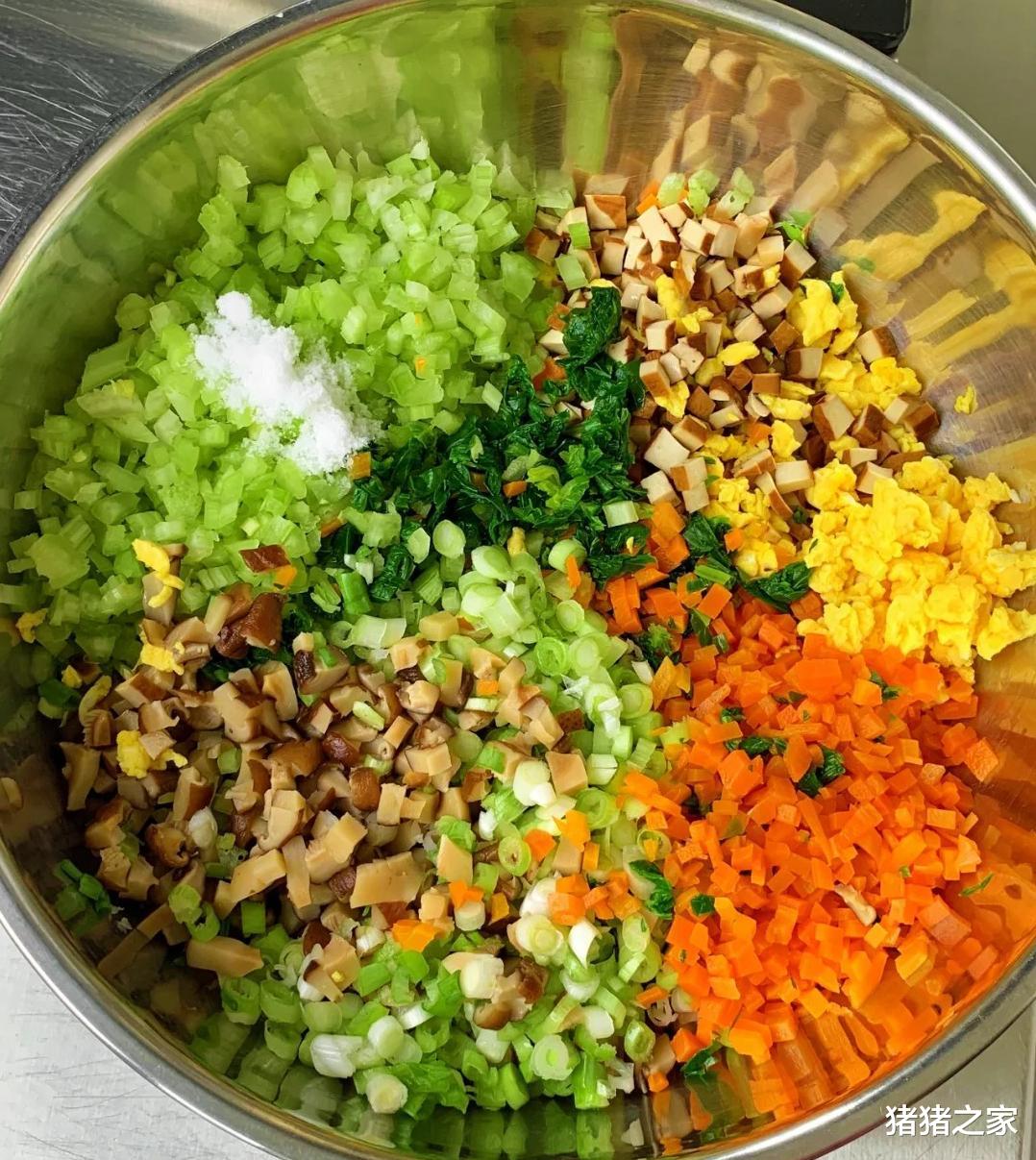 夏天很爱吃这素馅包子，全身都是宝，又香又营养，比肉包还好吃