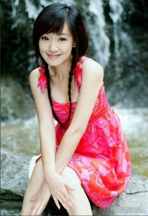 秀幸福的胡歌,戳穿了薛佳凝的悲惨处境,秦海璐的话终于有人信了