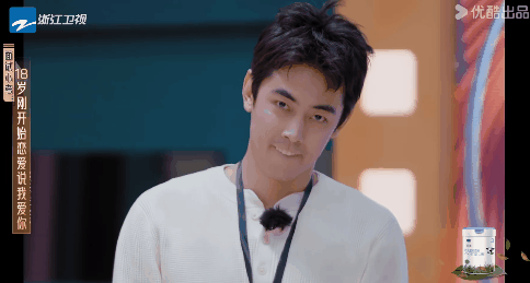 不是吧，她竟然怀孕了？