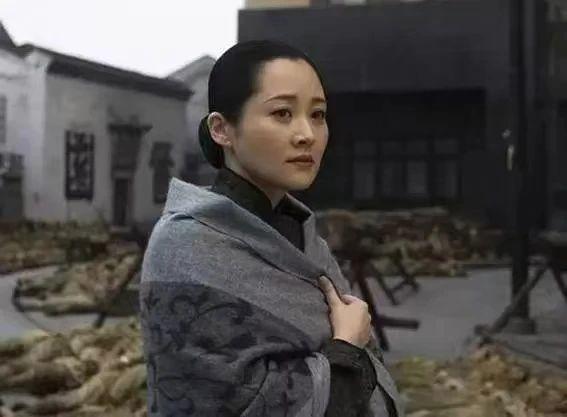 许晴:55岁不婚不育,终于坦白:如果他没有死,我早已是孩子妈