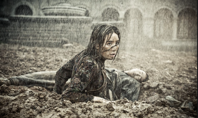 “一脱成名、当三成瘾”！与5婚导演同居5年，狠人宋佳有多疯狂