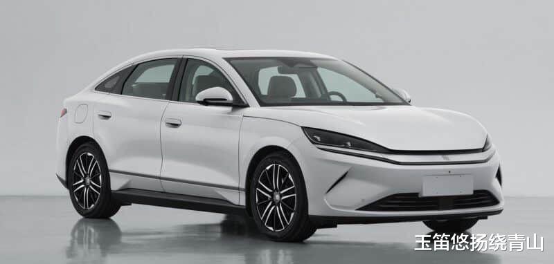 比亚迪秦L EV：神秘测试车，刀片电池加持？