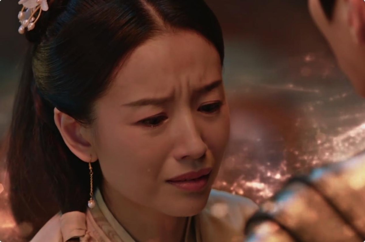 哭不出来别硬嚎了！《与凤行》董洁告诉你，什么才是哭戏教科书