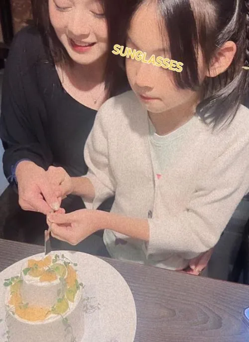 周渝民8岁女儿正脸照！网友：好漂亮