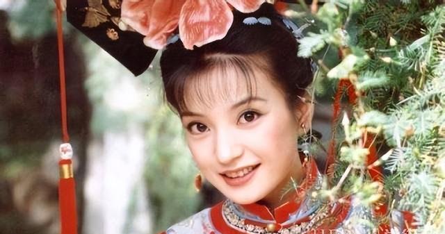 颤抖吧！赵薇正式宣布复出回归，小燕子的“恶”，真没人能治她吗